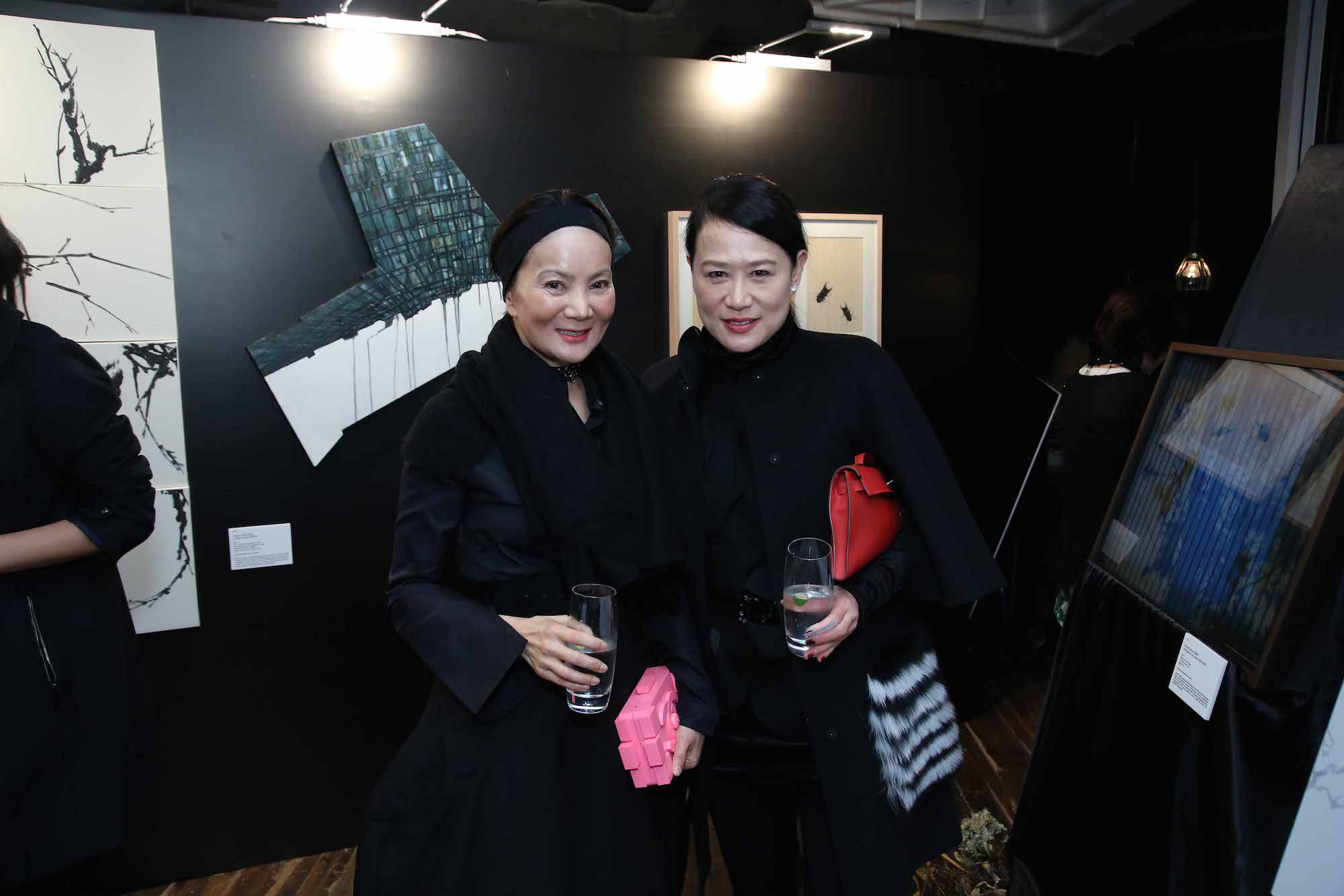 Reina Chau and Linda Lau