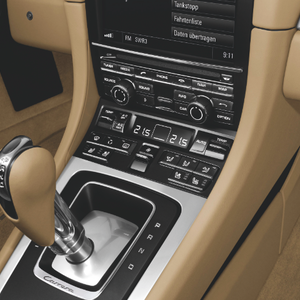 Porsche 911 Carrera S gear Porsche 911 Carrera S gear
