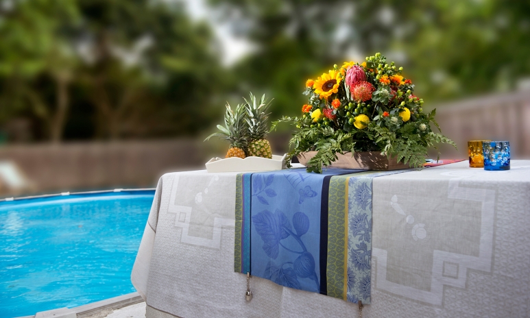 setting-with-flowers.jpg