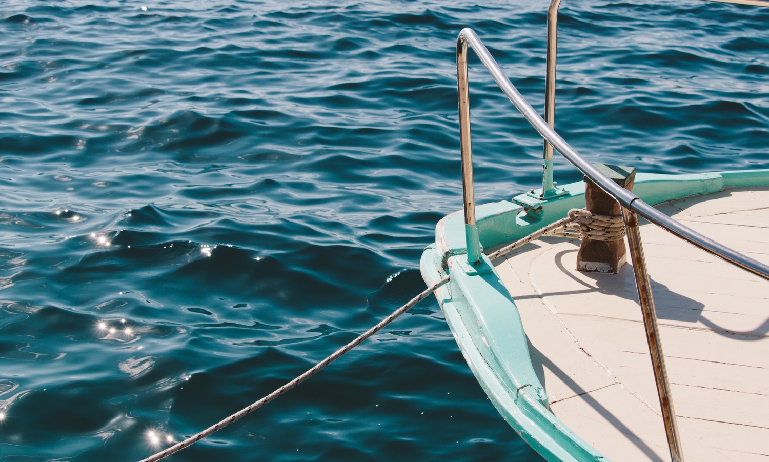 Gentlemen's Guide: What To Wear To A Boat Party