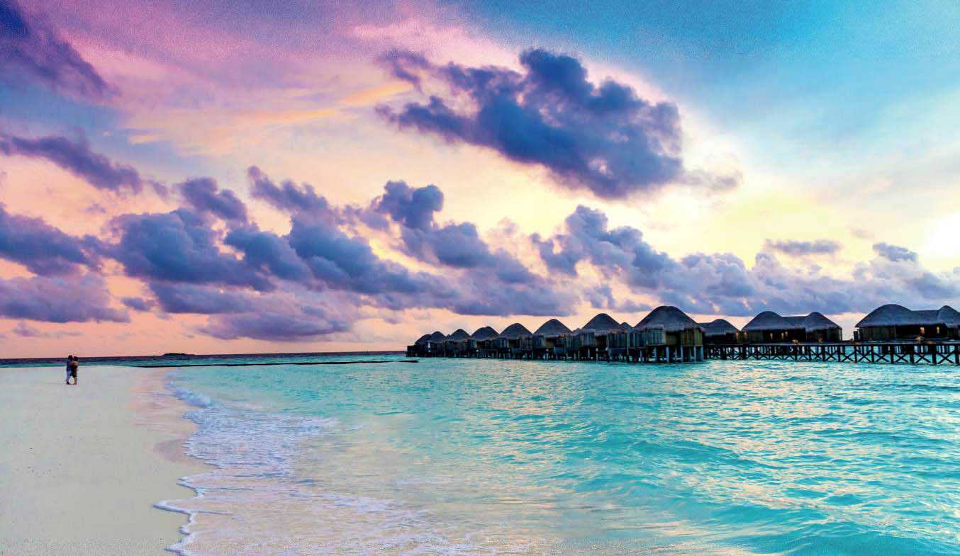 Sunset over Constance Halaveli resort