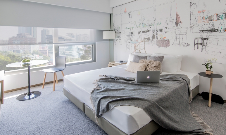 hotelstage.jpg