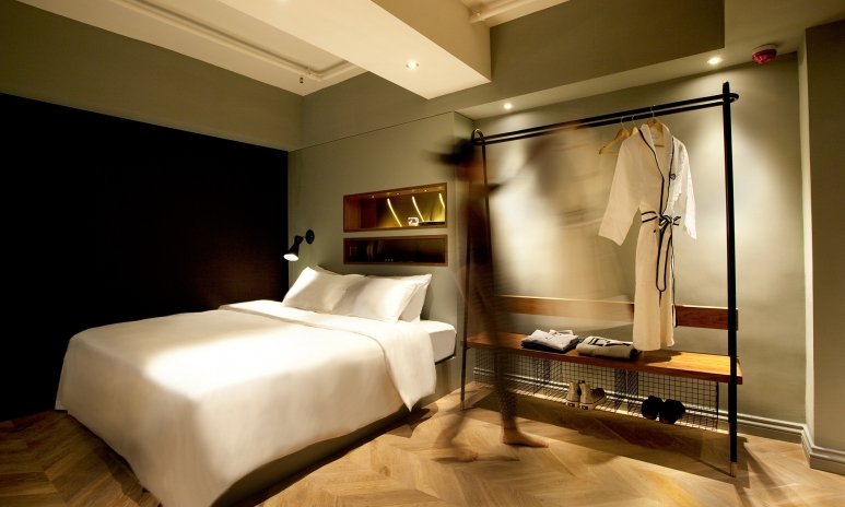Tribute-Hotel---Big-Room-1.jpg